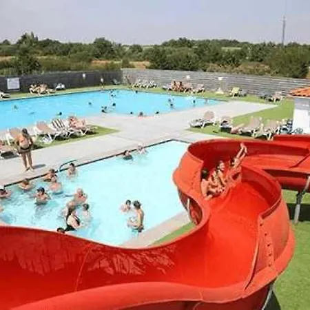 Parque de Campismo 4 Etoiles - Piscine - Efchae Villeneuve-en-Retz